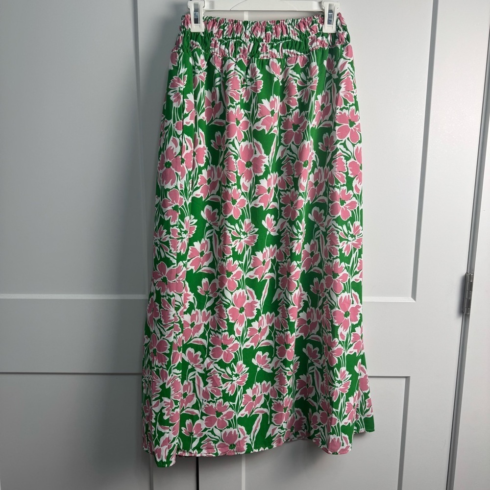 Davi & Dani Floral Print Women's Skirt Pink and Green NWT Size Med Lined Spring